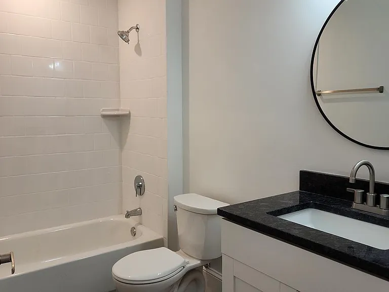 228 E Hanover St #3 — Photo 8
