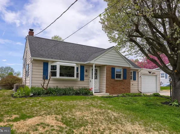 322 Pleasant View Ave, Willow Street, PA 17584