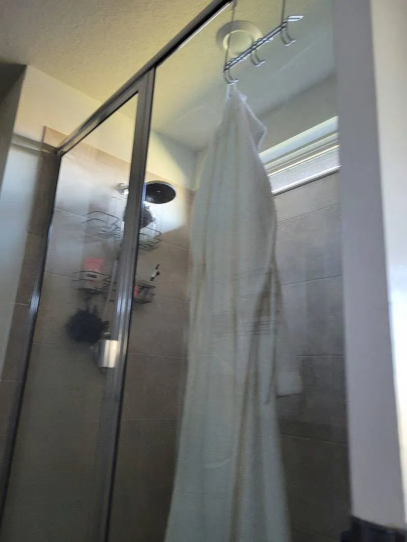 3 bed, 2172 sqft, $3,750 — Photo 3
