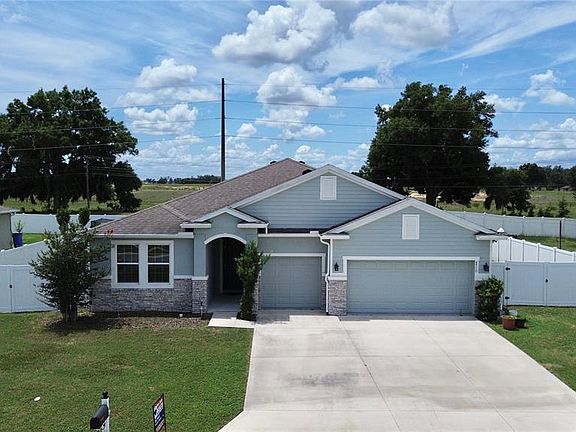 2nd image of 4710 SW 65th Pl