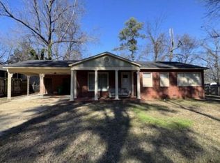 1211 Southdown Pkwy, Columbus, MS 39701