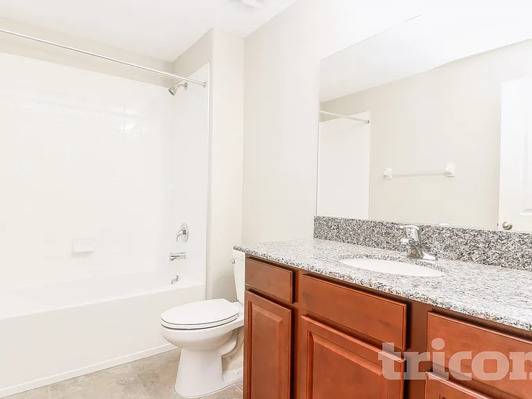 1724 Broad Winged Hawk Dr — Photo 13
