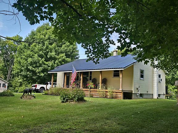 2nd image of 1802 Darling Hill Road