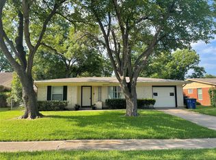 2532 Highwood Dr, Dallas, TX 75228