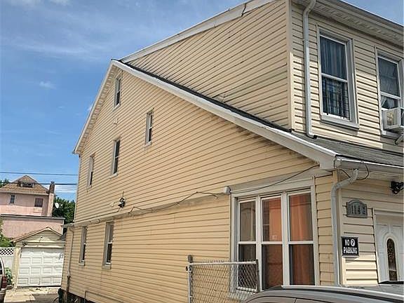 4th image of 1142 Thieriot Ave