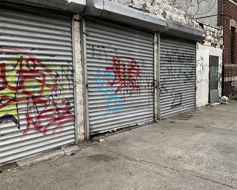 2nd image of 1368 Flatbush Ave