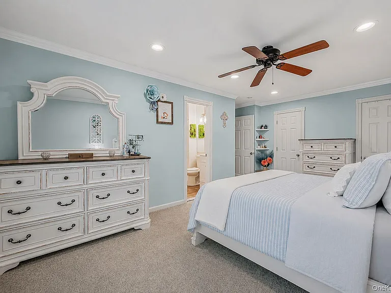 855 Skyline Dr — Photo 20