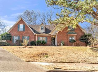 917 Valleyview Ln, Collierville, TN 38017