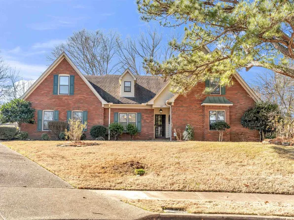 917 Valleyview Ln, Collierville, TN 38017