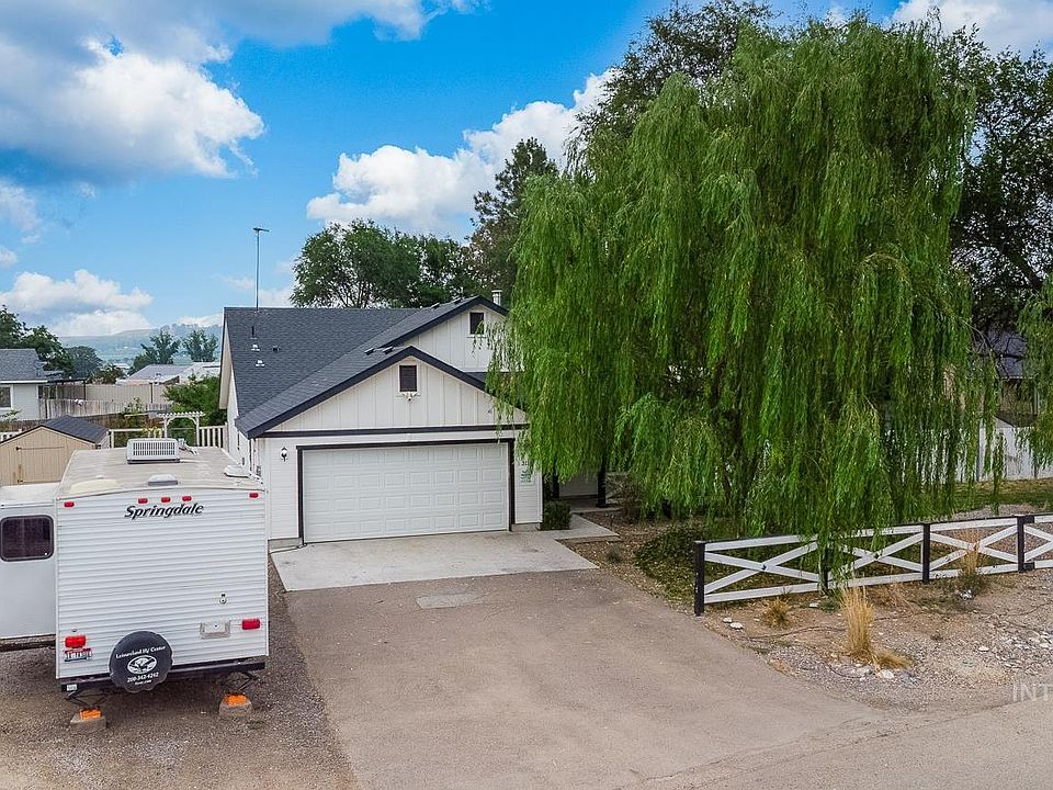 1st image of 311 Christensen St