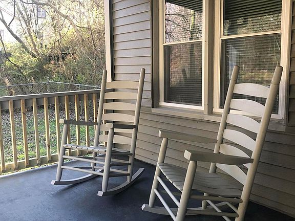 3rd image of 2406 Bernhurst Dr