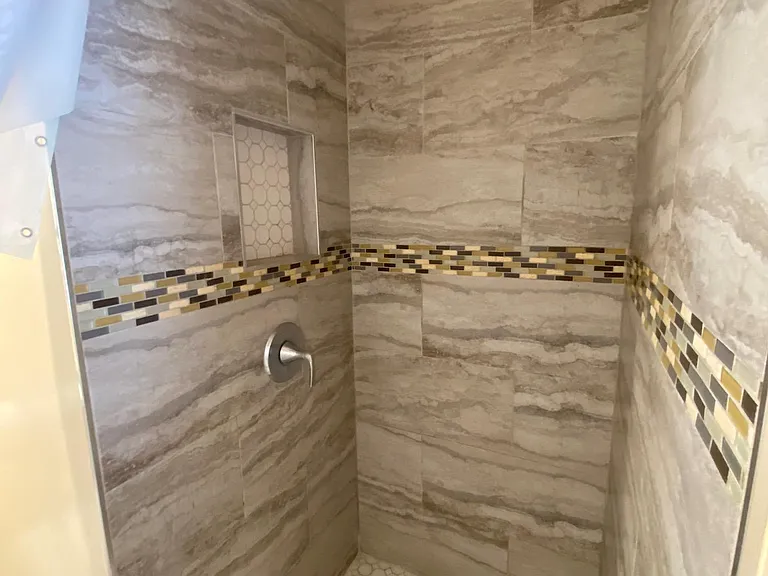 19 E Forest Ave — Photo 14