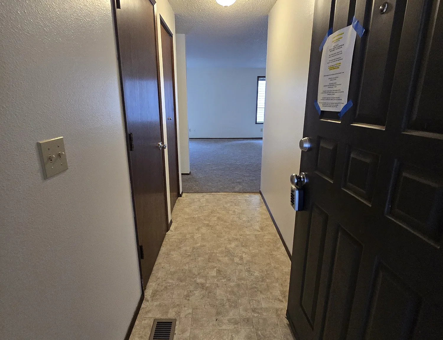 2 bed, 920 sqft, $2,195 — Photo 3