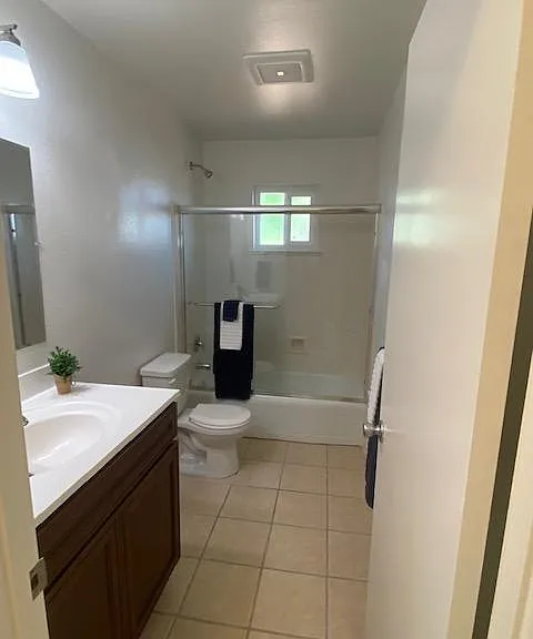 1351 E Oak Ave — Photo 14