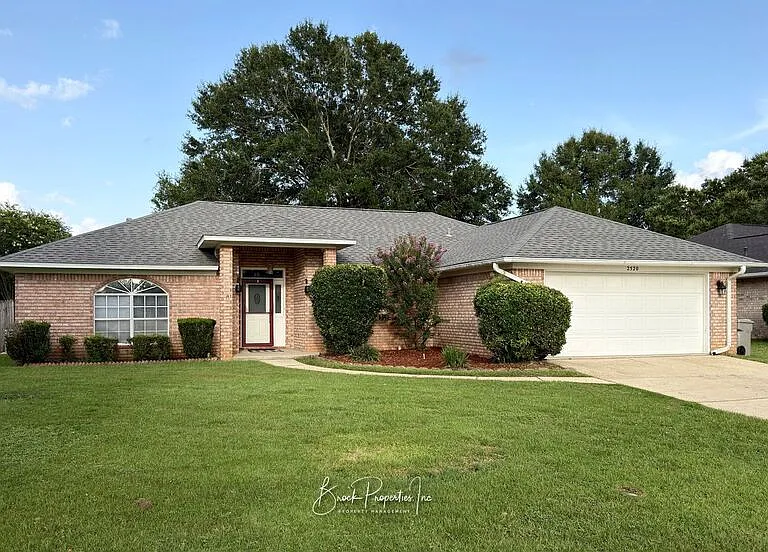 2520 Southern Oaks Dr — Photo 2