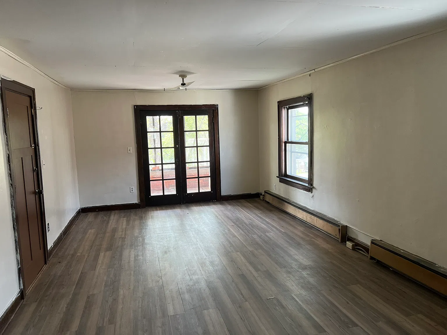 1 bed, $550 — Photo 2
