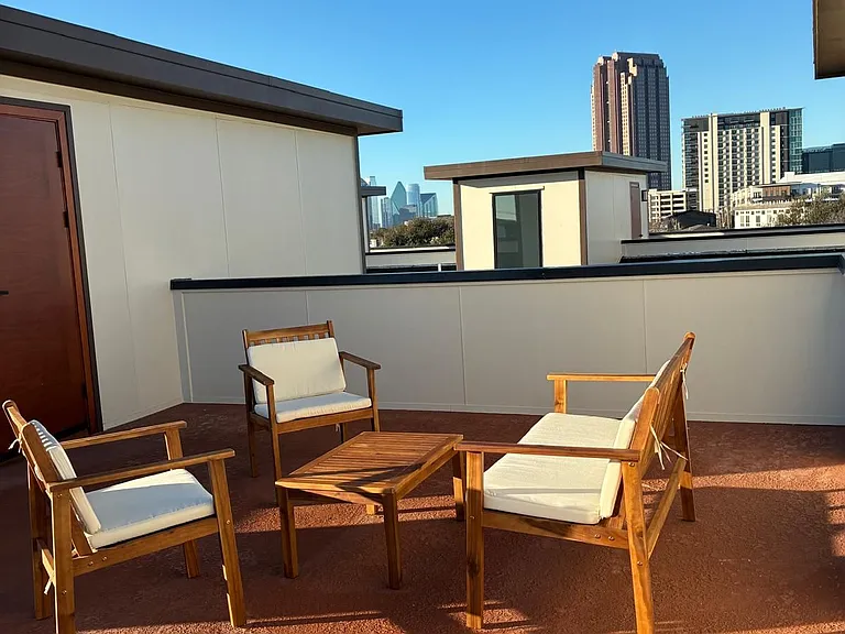 ROOF TOP