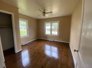 916 Banks Rd, Martinsville, VA 24112