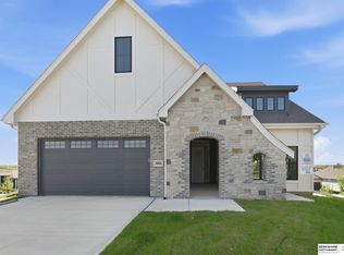 10602 126th Ct, Papillion, NE 68138
