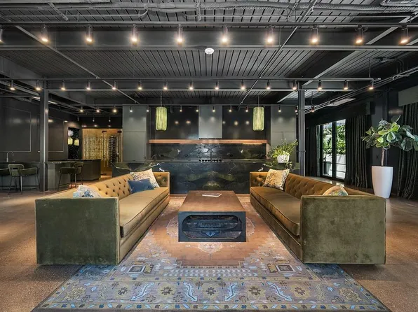 1114 22nd St #Penthouse, Sacramento, CA 95816