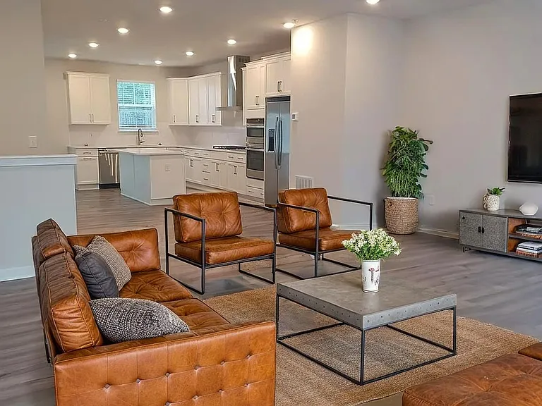 4727 Franklin Cir — Photo 19