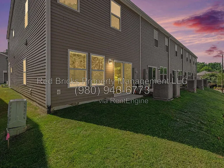 3125 Ophelia Aly — Photo 28