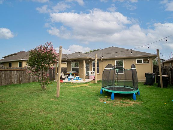 4th image of 6912 Plains Crest Dr