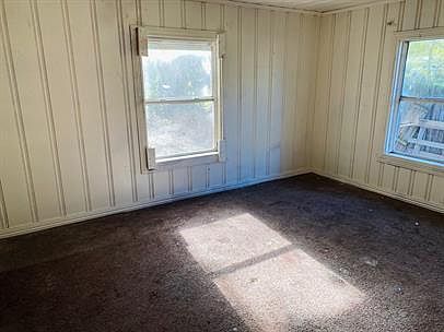 3rd image of 100 4th Eloise St