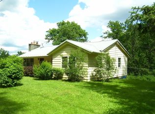 3 Hillside Ave, Bainbridge, NY 13733