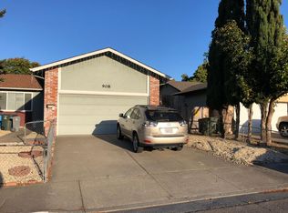 908 Renee Ct, Santa Rosa, CA 95401