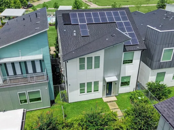 9820 Mocking Bird Hill Ln, Houston, TX 77080