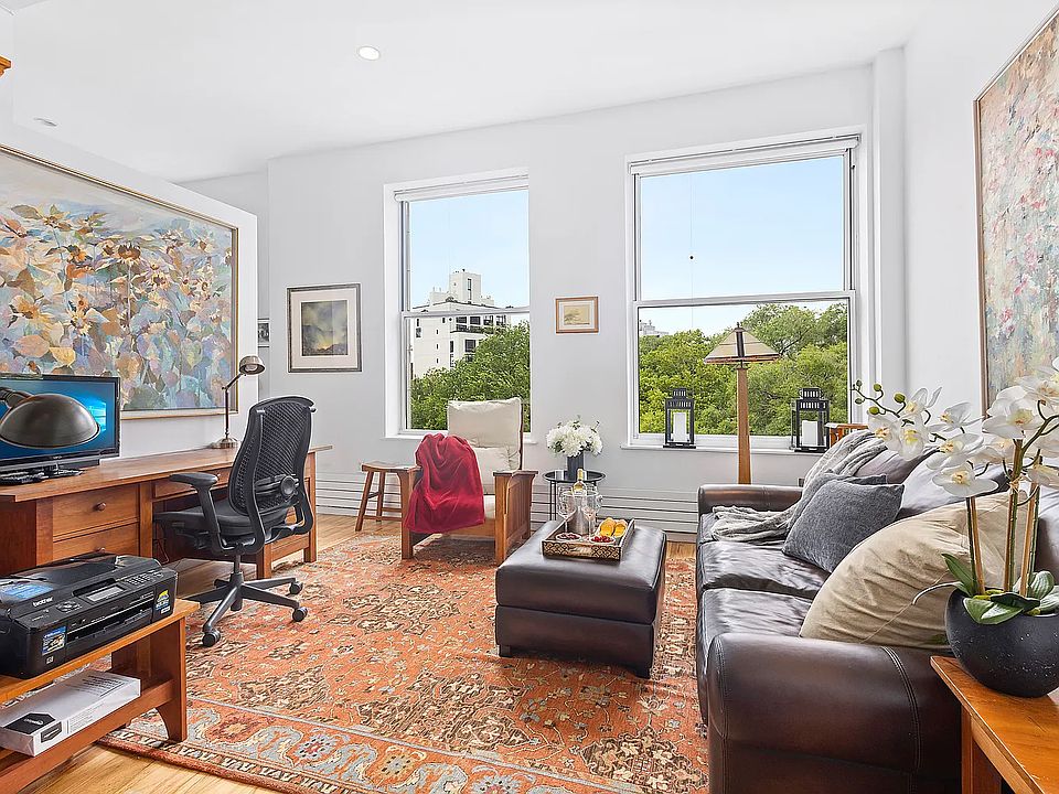 1st image of 175 E Broadway APT 4A