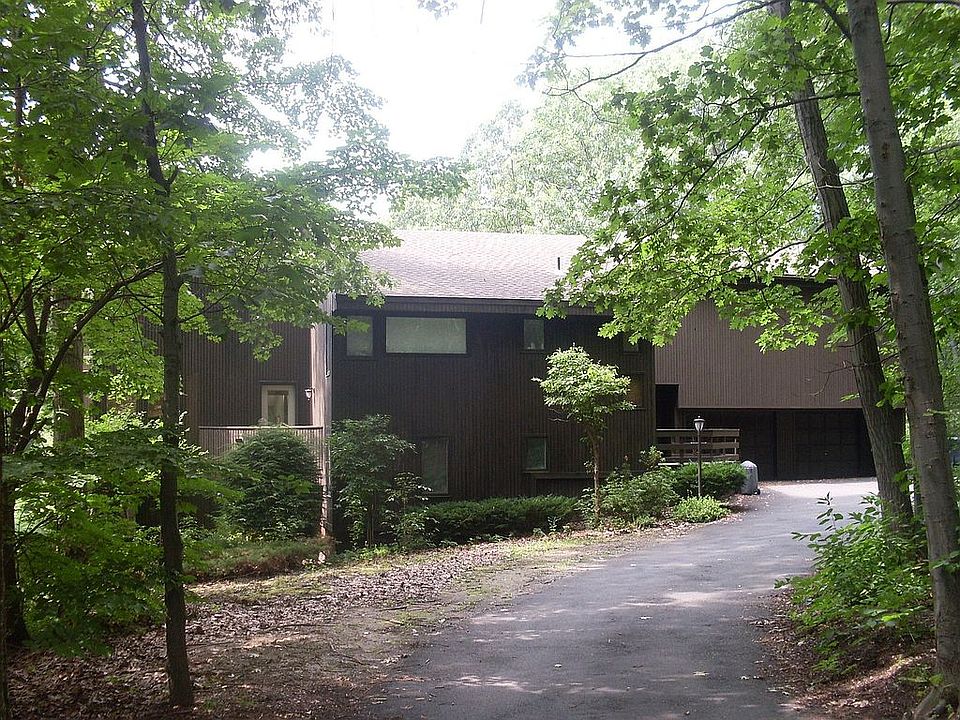 1st image of 17 Pepper Ln