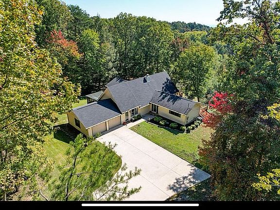 4th image of 8703 Brow Lake Rd