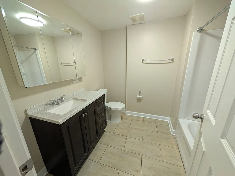 817 N 23rd Ave #5 — Photo 21