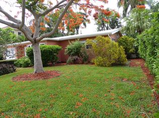 261 NE 2nd St, Boca Raton, FL 33432