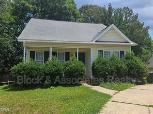 116 Cliffdale Rd, Holly Springs, NC 27540
