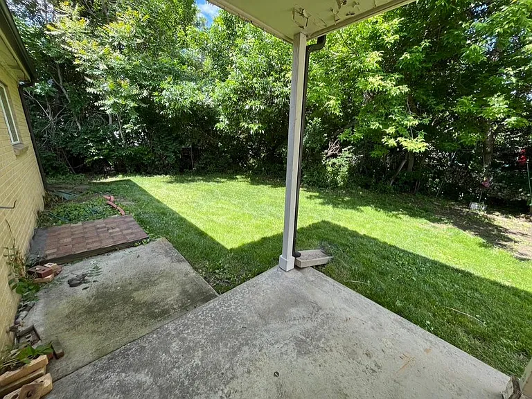 2910 Teller St — Photo 5