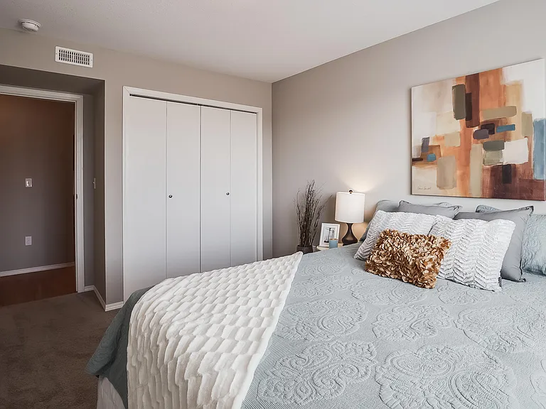 404 McConachie Way NW — Photo 5