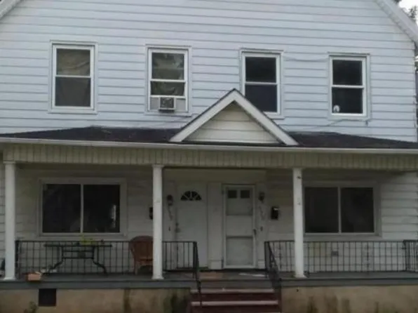 220-222 N Bromley Ave, Scranton, PA 18504