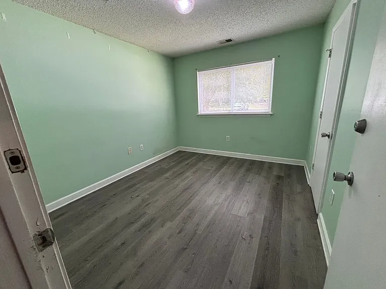 303 Smith Level Rd #F13 — Photo 11