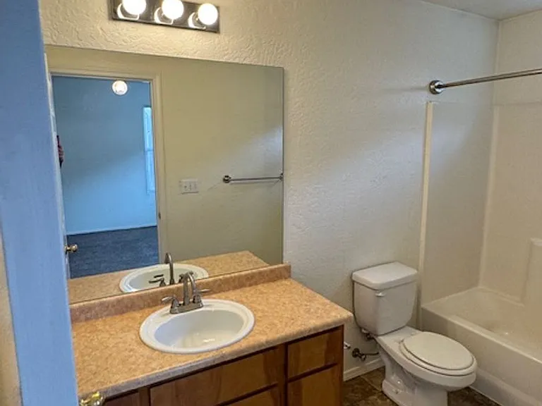 118 N Shasta Ave — Photo 15