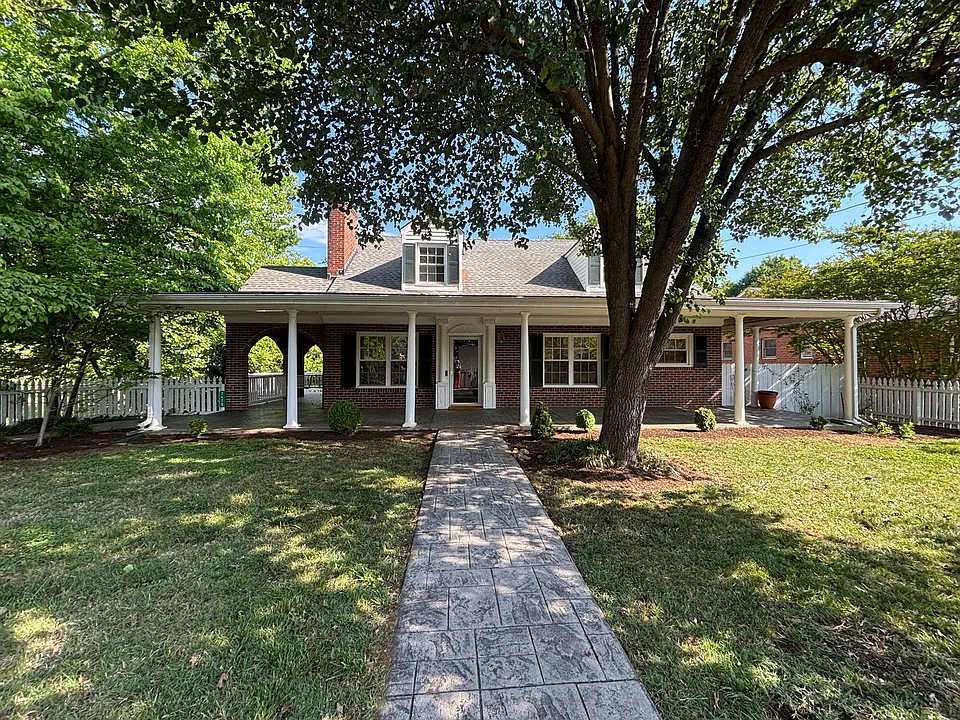 3479 Overbrook Dr