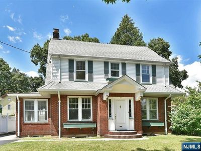 20 Courier Pl, Rutherford, NJ, 07070