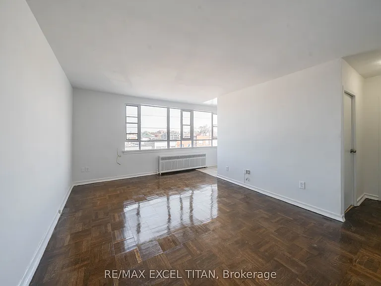 2507 Eglinton Ave W #304 — Photo 6