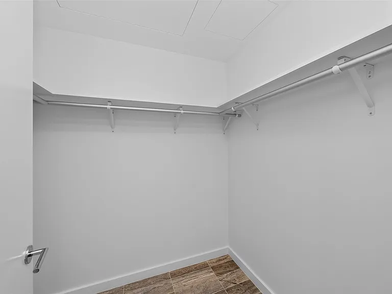 313 W 17th St #1803 — Photo 21