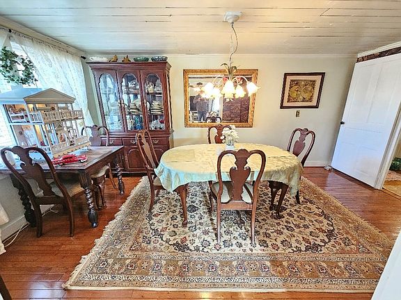 12th image of this home