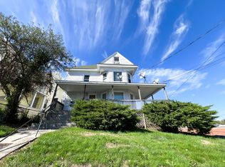 835 Bank Street, New London, CT 06320