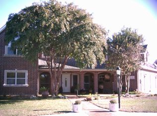 1130 S Joe Wilson Rd, Cedar Hill, TX 75104