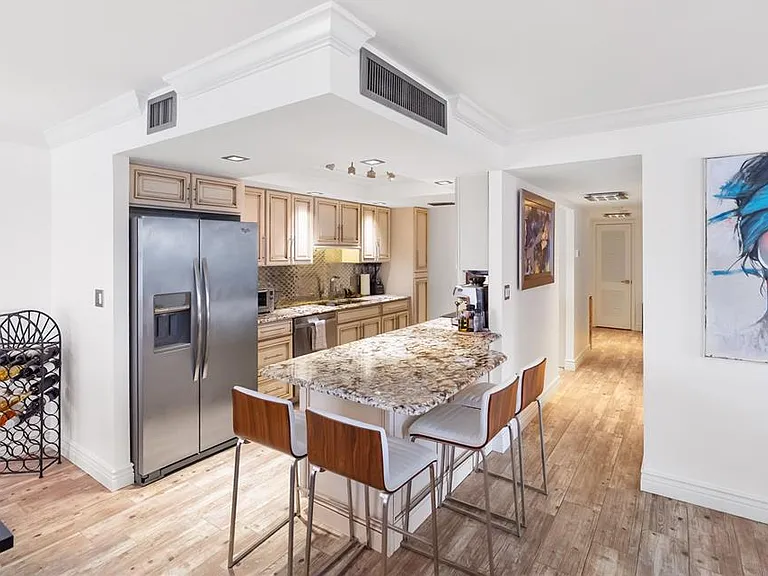 1750 Benjamin Franklin Dr #6G — Photo 9